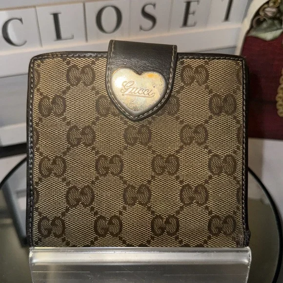 Gucci GG Canvas Heart Wallet Small Wallets GUC - Picture 2 of 13